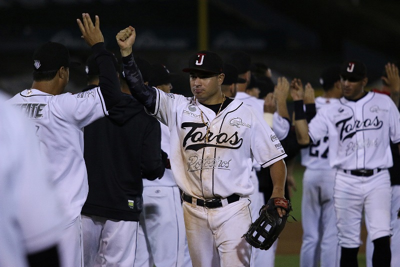 Toros le sacó el partido a Broncos 