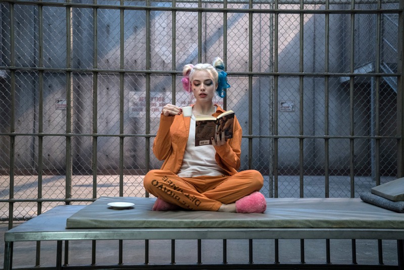 Margot Robbie interpreta a Harley Quinn. 