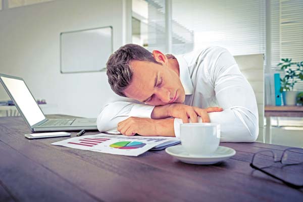 Algunas firmas permiten a sus empleados dormir en la oficina.