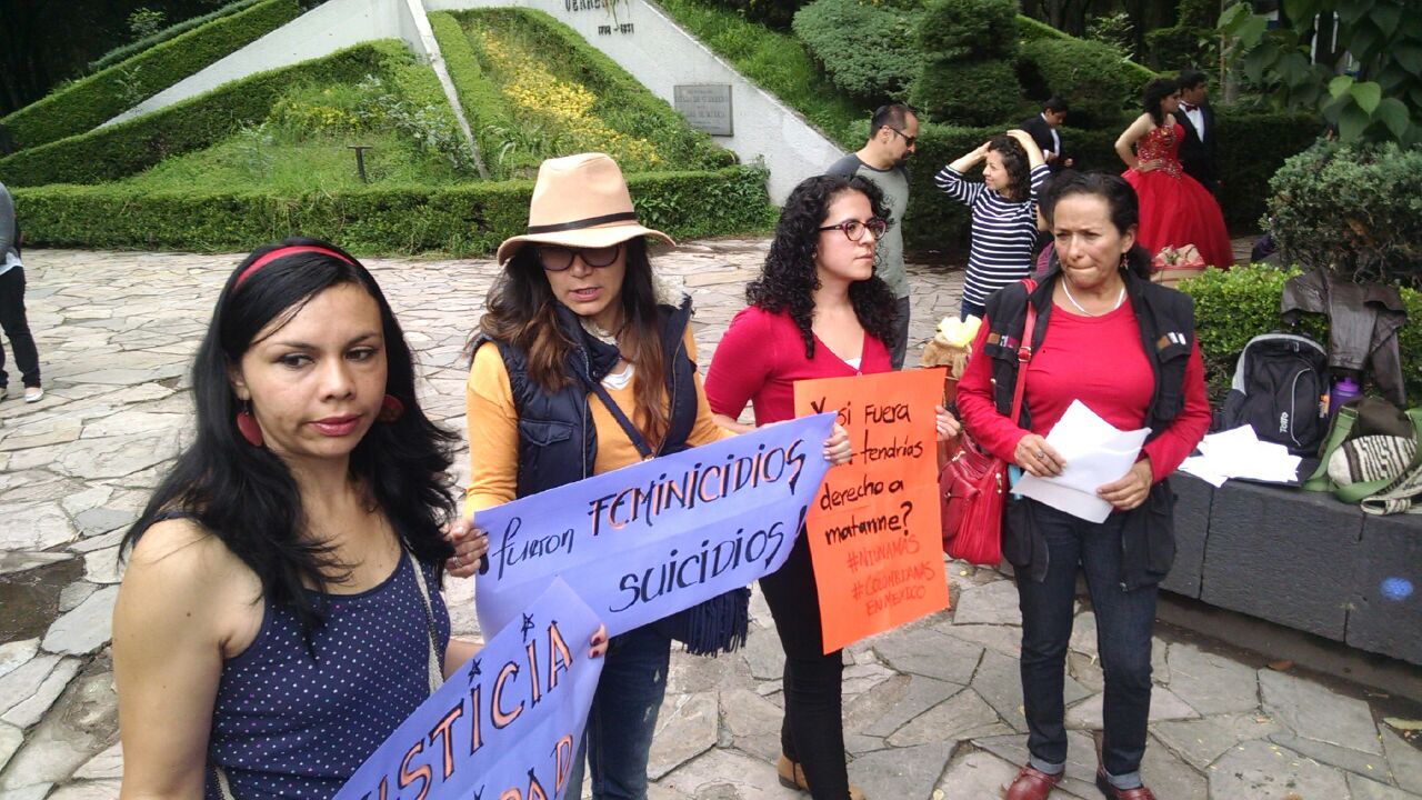 La comunidad colombiana protestó en el Parque Hundido contra los feminicidios cometidos contra sus connacionales en la CdMx.