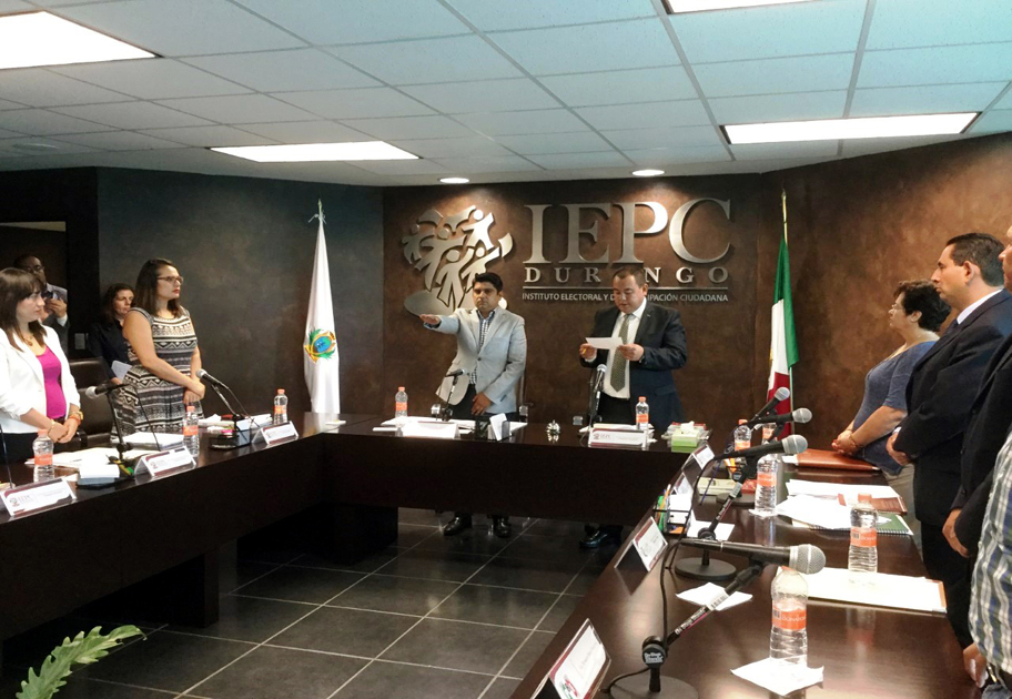 David Alonso Arámbula Quiñones es el nuevo Secretario Ejecutivo del IEPC Durango.