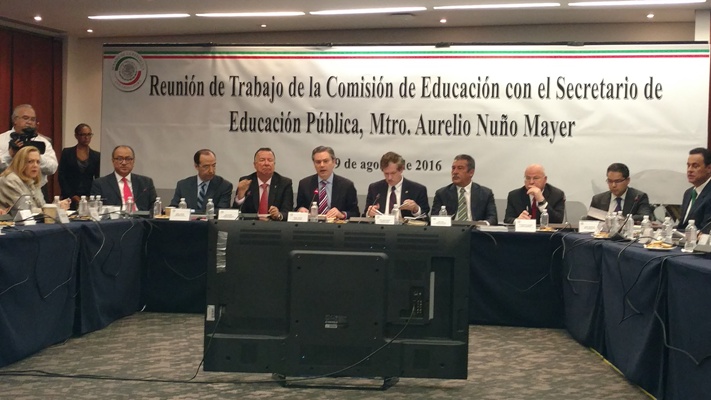 El secretario de Educación, Aurelio Nuño, presentó en el Senado el nuevo modelo educativo.