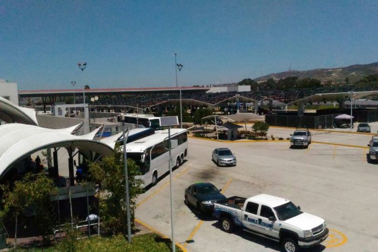 Los estadounidenses Mercy Mary Becerra y Johnny Lewis Hartley fueron capturados por personal de Aduanas cuando intentaron ingresar a México con una ma