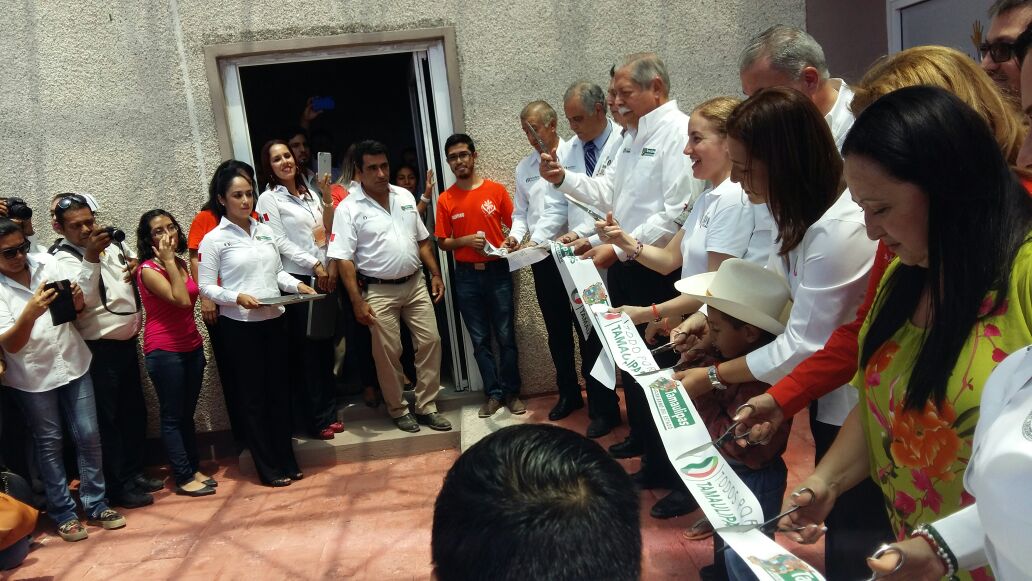 Gobernador de Tamaulipas, Egidio Torre Cantú. 