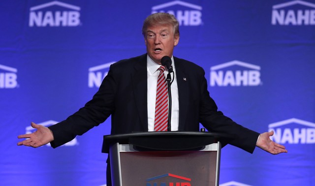 El candidato republicano Donald Trump ha desmentido sus propias palabras en diversas ocasiones.