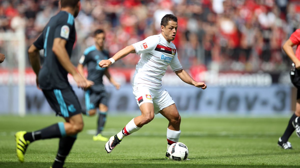 El delantero mexicano volvió a anotar en la pretemporada del Leverkusen
