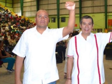 Líderes de la Sección 22 de la CNTTE, Francisco Villalobos y Rubén Núñez Guinés.