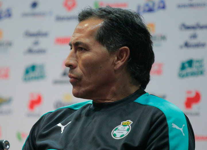 Uno de los símbolos del Santos Laguna, Benjamín Galindo, regresa a casa como Auxiliar Técnico del 'Chepo'.