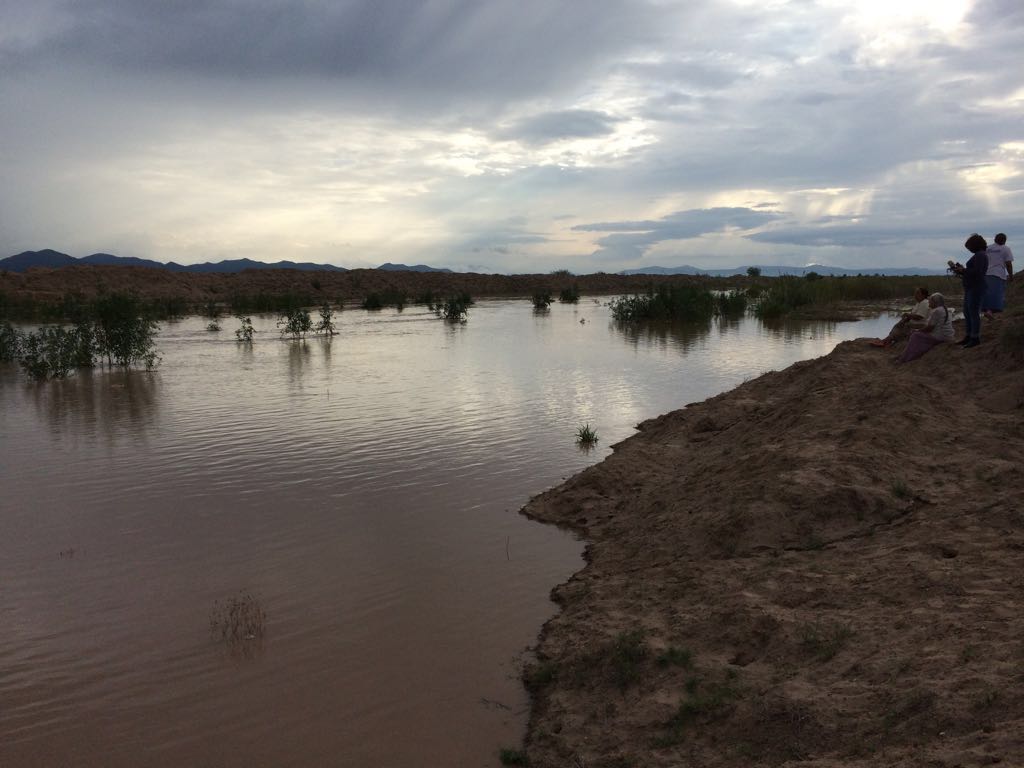 Los ejidos Petronilas y Buenavista de Matamoros se encuentran en peligro de inundación.