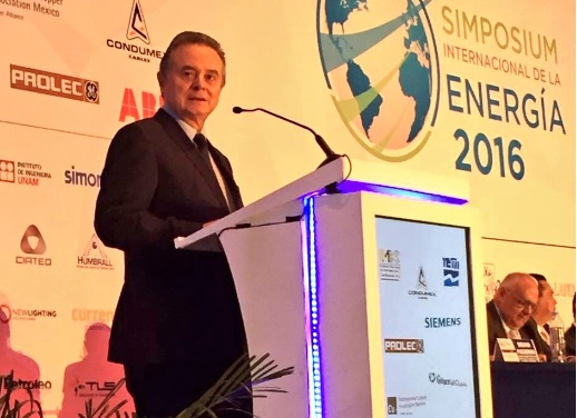 Pedro Joaquín Coldwell, secretario de Energía.