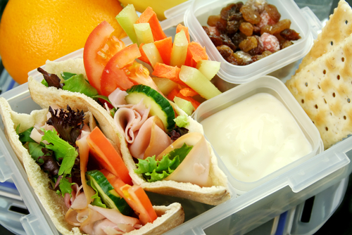 Preapara un lunch saludable este regreso a clases. 