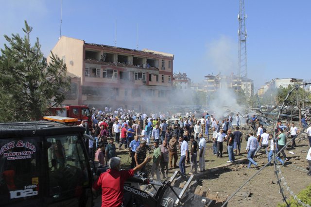 El atentado en Turquía dejó tres muertos.