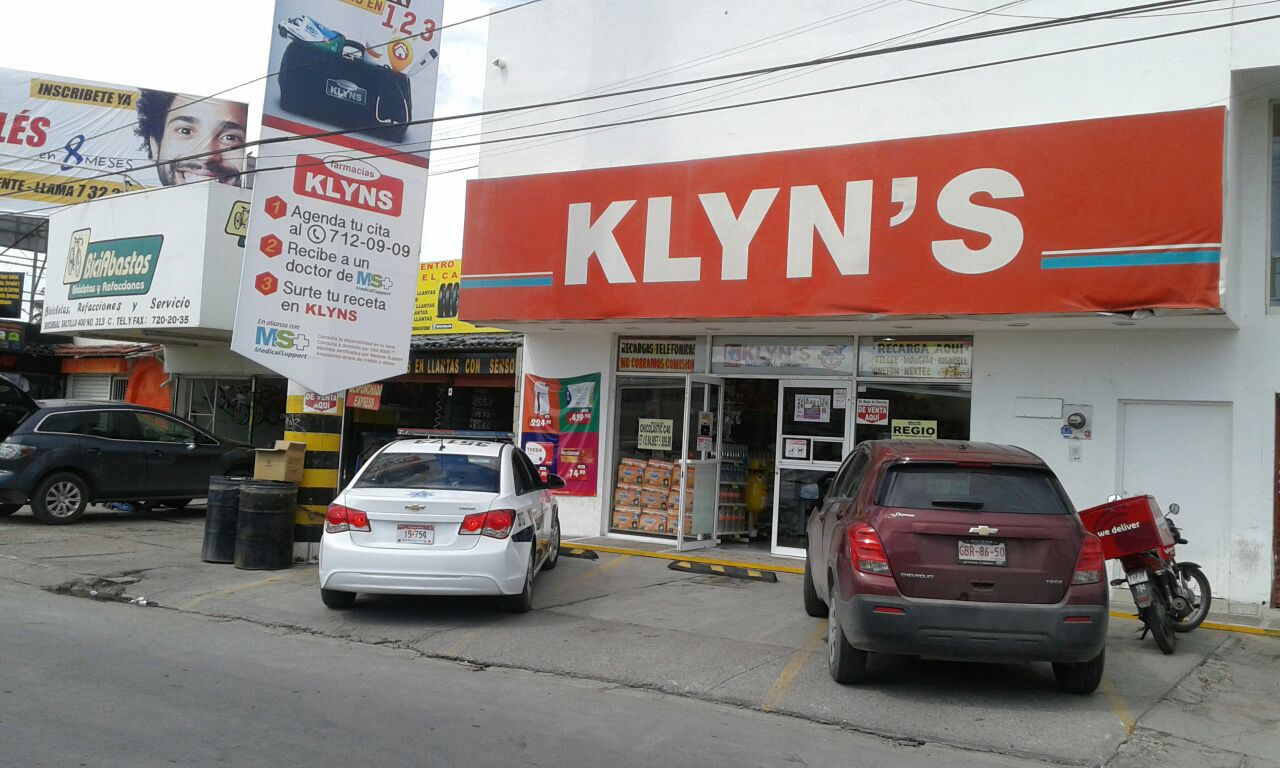 Asaltan farmacia Klyns en Torreón Grupo Milenio