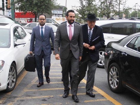El ex funcionario arribó a su cita con la justicia muy temprano este viernes.