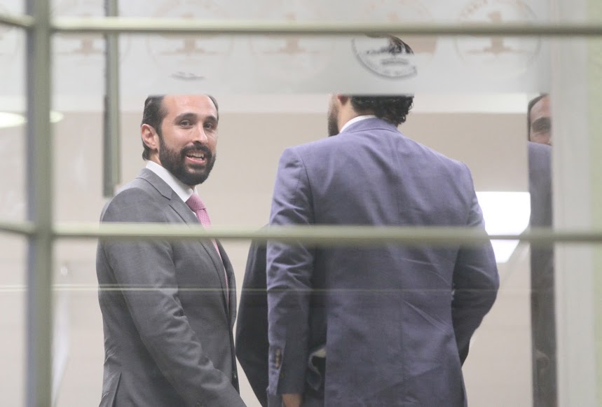 El ex funcionario dijo que presentará las pruebas para demostrar que actúa conforme a derecho.