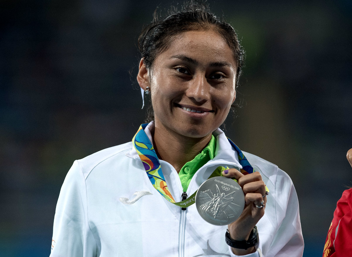 Lupita González se subió al podio, plata en marcha 