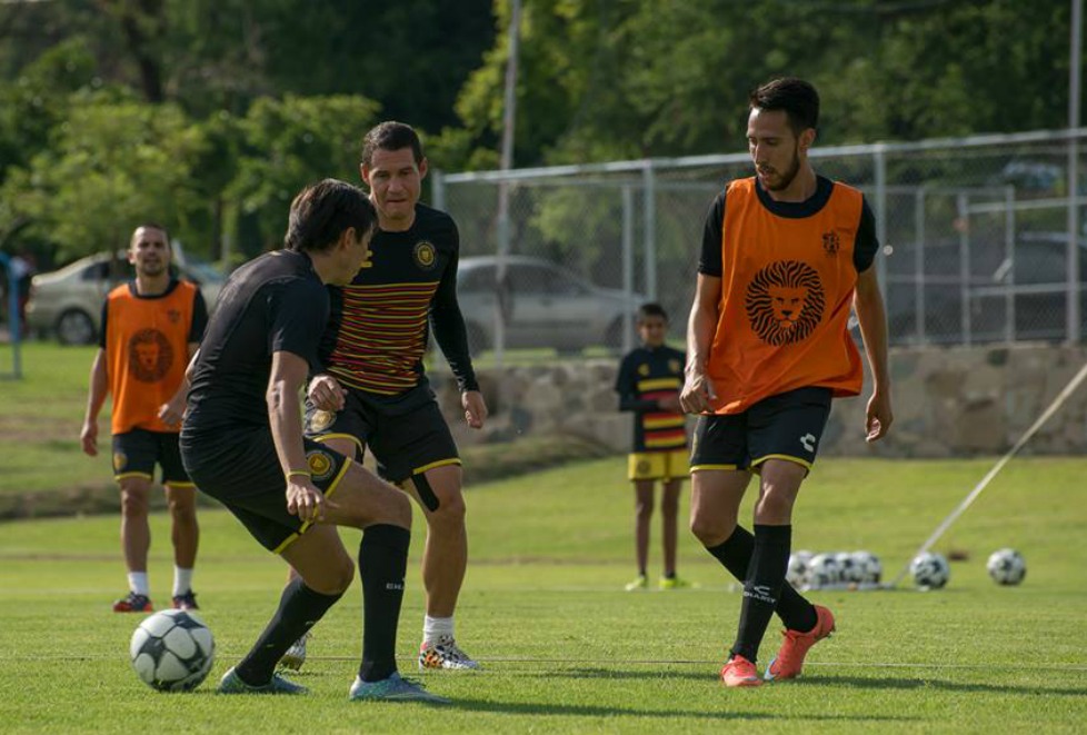 Leones Negros esperan conseguir sus primeros tres puntos como local.