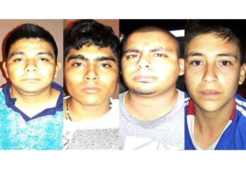 Los cuatro jóvenes se encontraban en completo estado de ebriedad.
