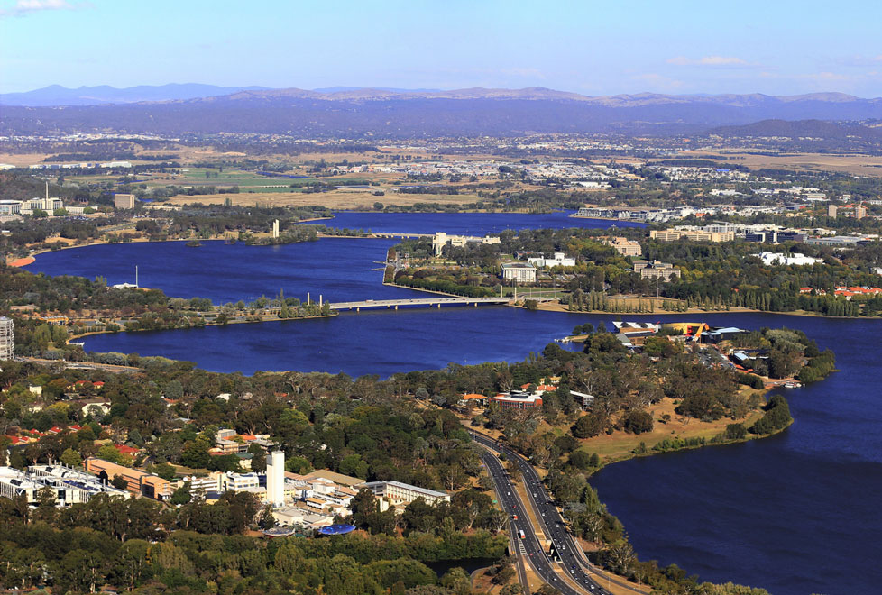 En Canberra, capital de Australia, bloquearon a dos postores chinos para la compra del generador de energía Ausgrid.
