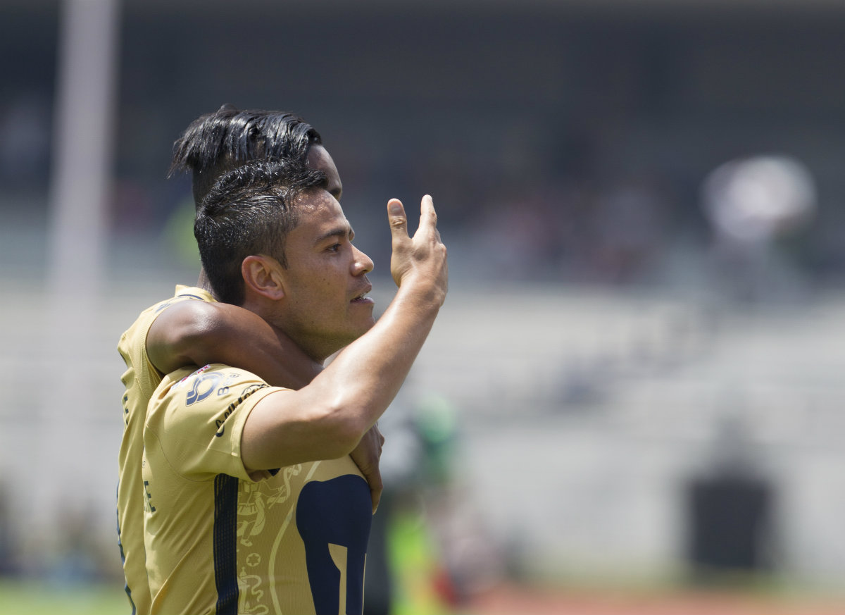 Pablo Barrera festeja su anotación contra Monterrey.
