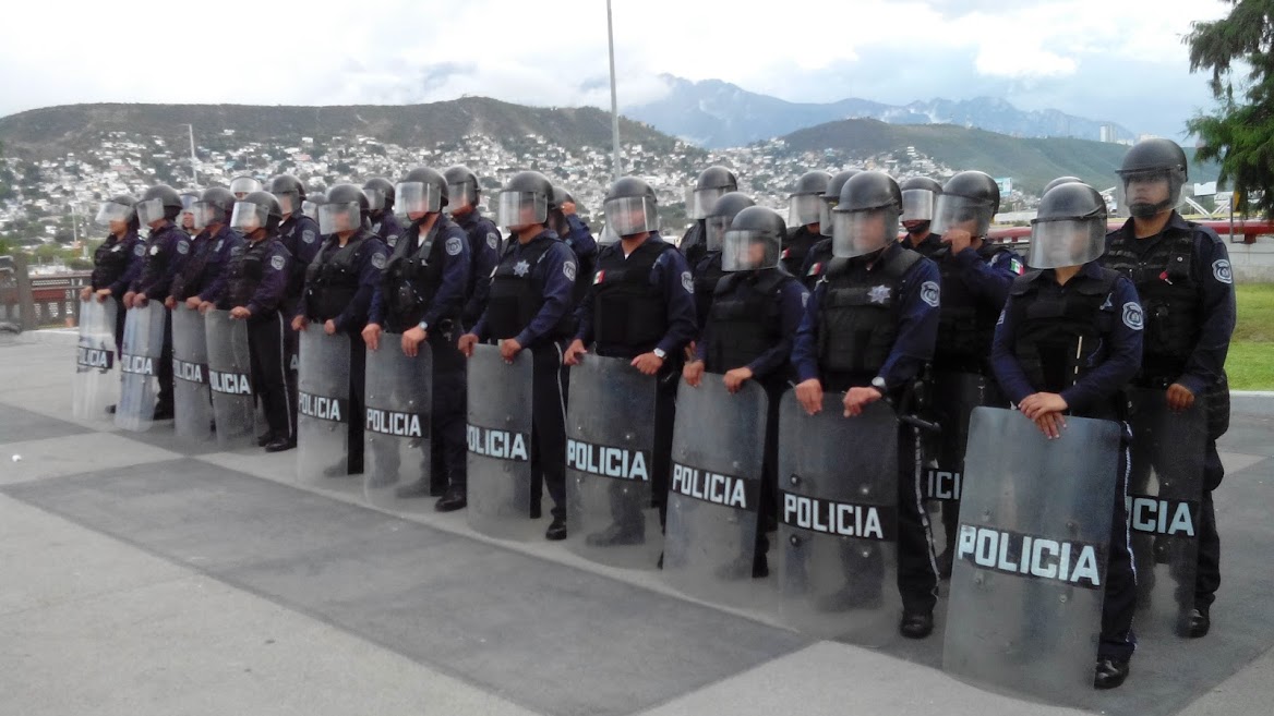 El alcalde dijo que también alista un cambio de imagen para la corporación. 