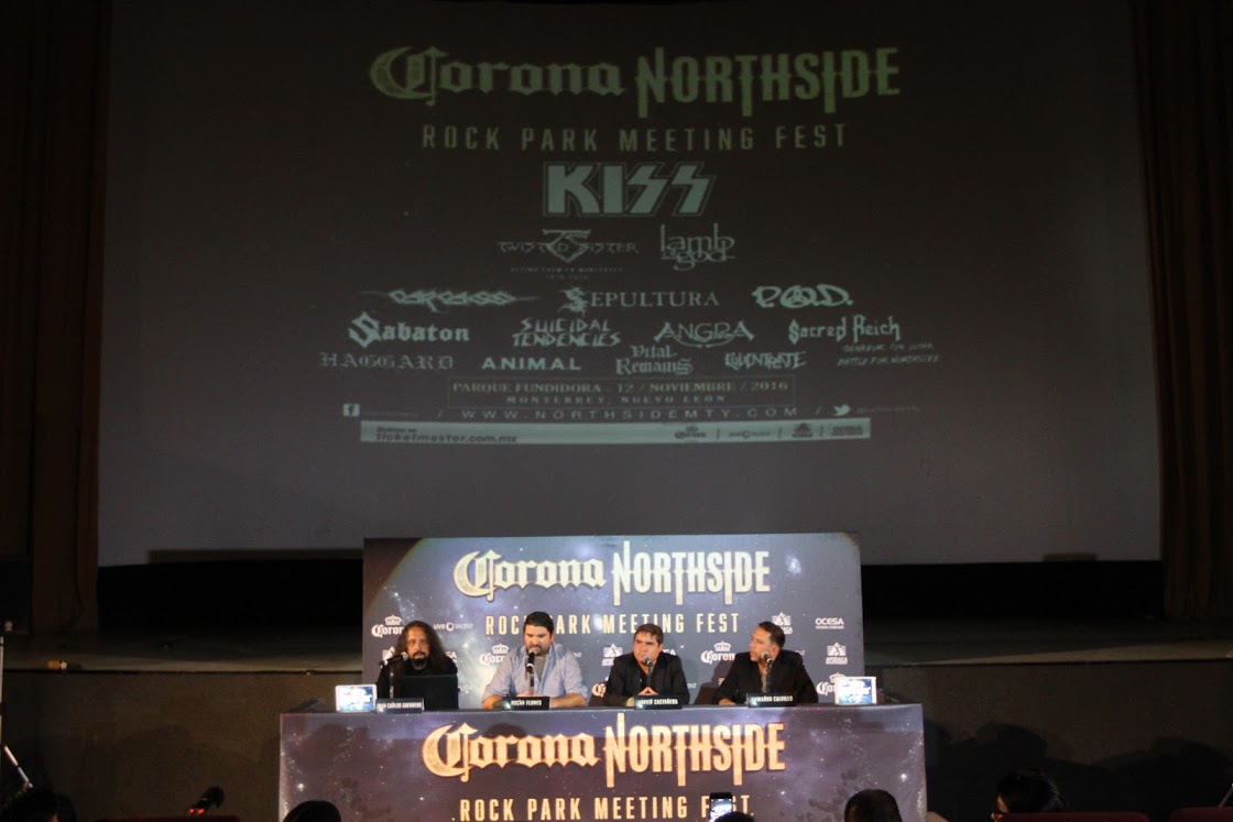 El evento de presentación se realizo en el Auditorio Rio 70.