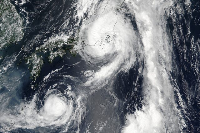 El tifón Mindulle es uno de los más fuertes que han azotado Japón.
