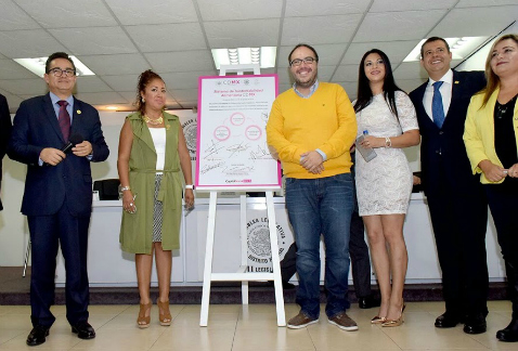 Diputados locales del PRD y el secretario de Desarrollo Social de la CdMx, José Ramón Amieva, presentaron lo que se pretende sea un sistema de sustent