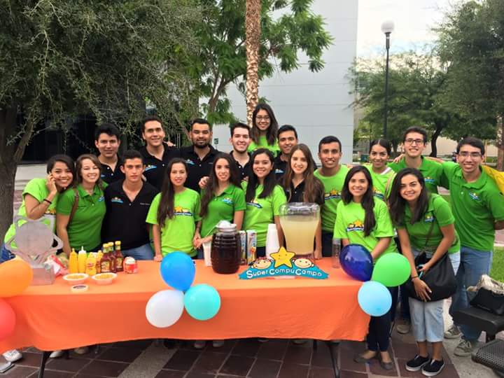 Ex alumnos del Tec de Monterrey corrieron en beneficio de la asociación 'Alas de Vida' de Torreón.