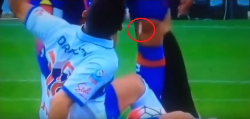 Gonzalo Jara escupió a Diego Buonanotte mientras éste estaba en el suelo.