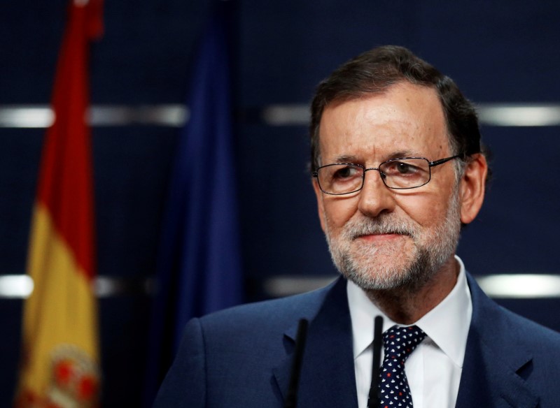 Mariano Rajoy afrontará el debate de investidura parlamentaria sin los apoyos suficientes para renovar su mandato.