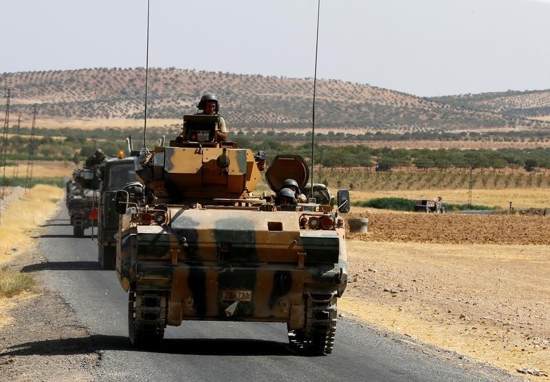 Turquía no acordará una tregua con las milicias kurdas en Siria porque las considera terroristas, dijeron el miércoles funcionarios.