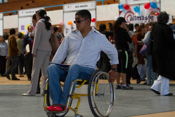 El diputado Iván Texta destacó que el Gobierno de la Ciudad de México debe valorar la posibilidad de crear un programa de becas de por vida para perso