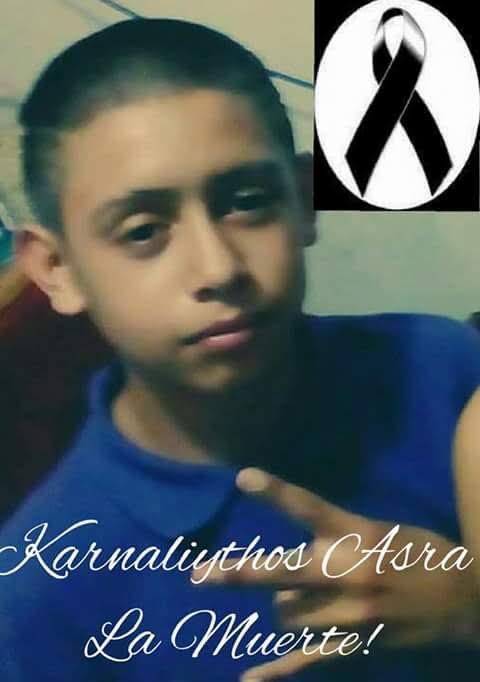 Jovanni Yair Espinoza Torres murió por una herida de bala en el hombro. 