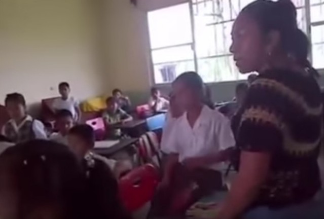 La mujer que quitó los libros a niños en Veracruz fue apodada en redes como #Ladylibros.