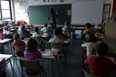 Sin luz planteles educativos 