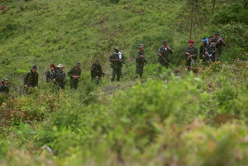 La guerrilla entregó el sábado al Comité Internacional de la Cruz Roja a los primeros ocho menores de edad que pertenecían a sus filas, como parte de 