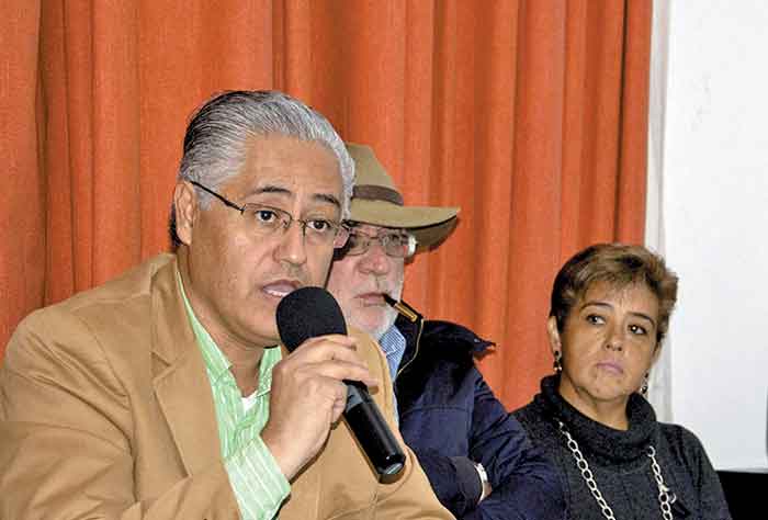 Alejandro Vera, rector de la institución.
