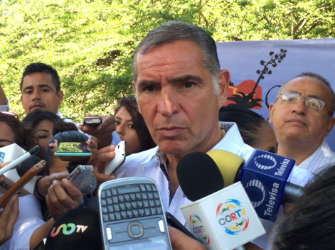 El gobernador de Oaxaca, Gabino Cué, en entrevista.