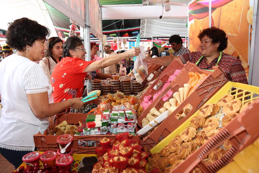 Llegó a su fin la tercera edición de la Feria del Dulce y el Pan en Coahuila.