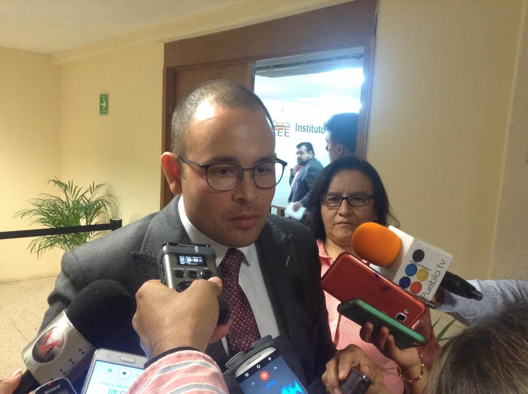 El consejero presidente del Instituto Estatal Electoral (IEE) de Puebla, Jacinto Herrera Serrallonga, comentó que los siete partidos políticos tienen 