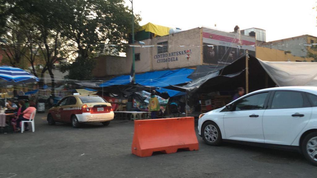 Restablecen la circulación en la calle Enrico Martínez, contunua cerrada Emilio Dondé.