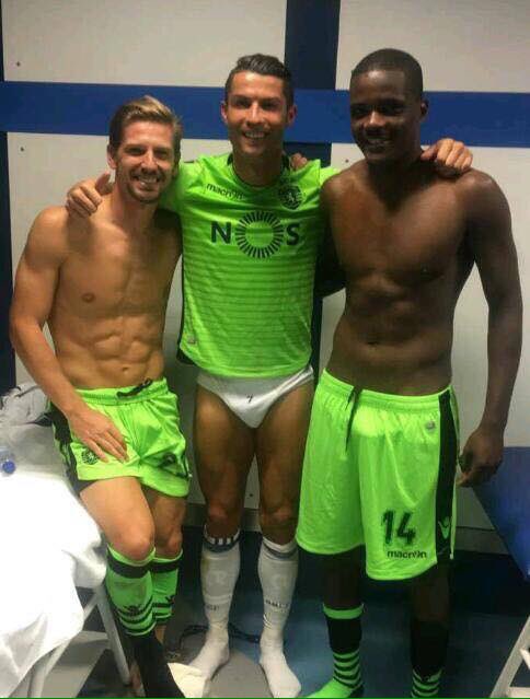 Cristiano Ronaldo posando en ropa interior junto a Adrien Silva y William Carvalho 