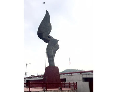 El monumento se instaló en 1989. 