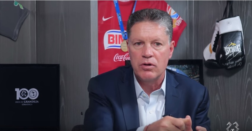 Ricardo Peláez en entrevista con Moisés Muñoz