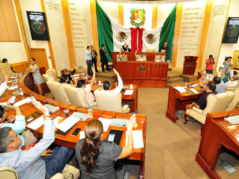 Sesión en el Congreso de Nayarit.