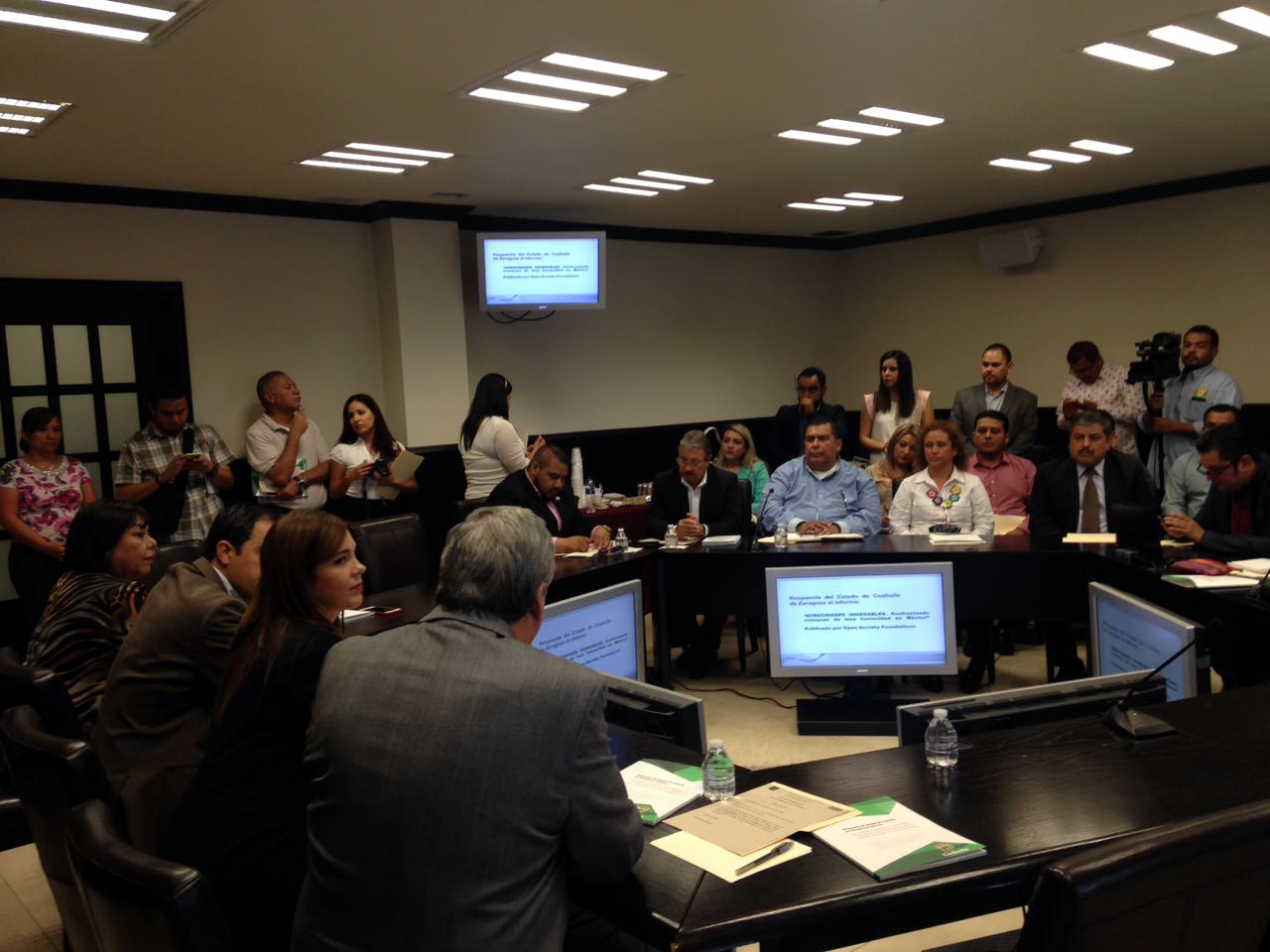 Con esto se crearon reuniones de trabajo con las organizaciones Fundec, el Grupo Vida y Alas de Esperanza y Grupo Víctimas por sus Derechos en Acción 