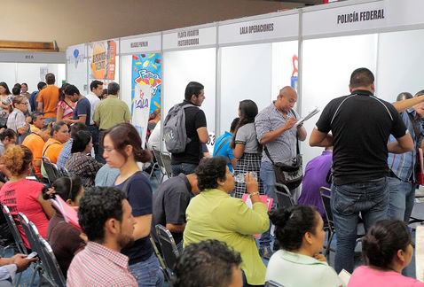 Según el Servicio Nacional de Empleo región laguna, en la zona existe mayor demanda para los operativos y técnicos. 