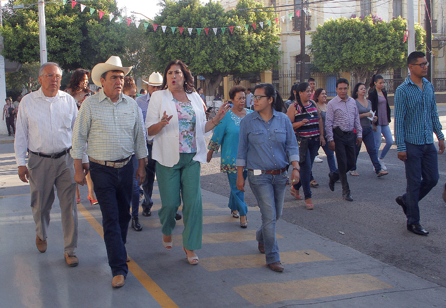 Realizan caminata en Lerdo por 'Día Mundial Sin Auto' en Lerdo.