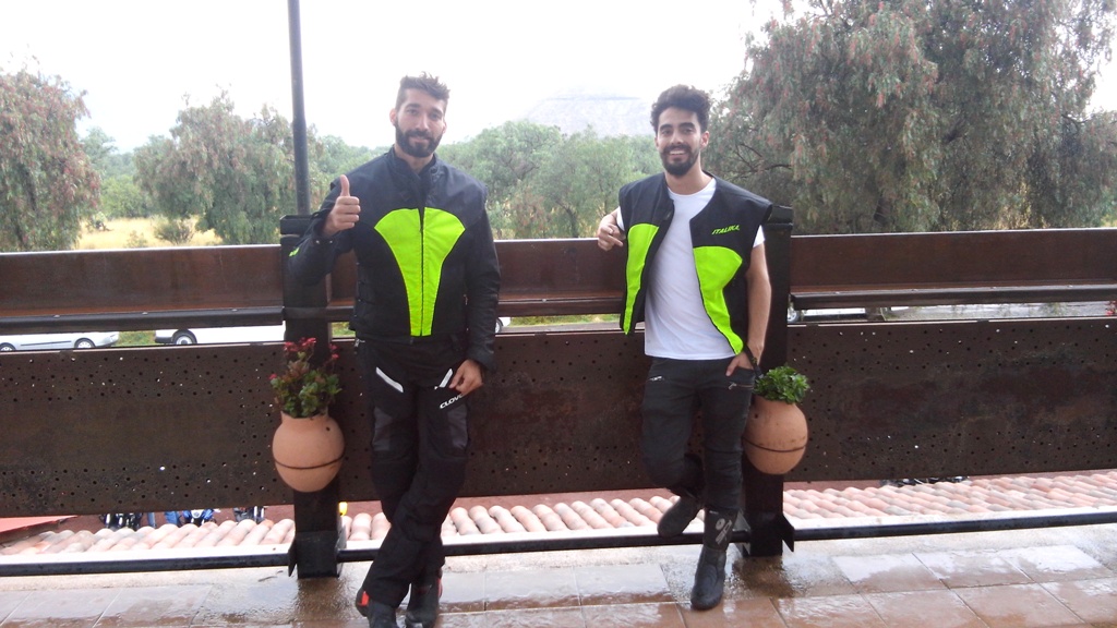 Javi y Berth se mostraron contentos tras su llegada a Teotihuacán 